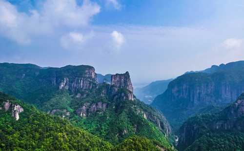 Top tourism spots across Zhejiang offer discounted tickets