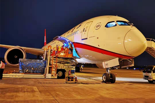 Ningbo opens its first cargo flight route to CEEC