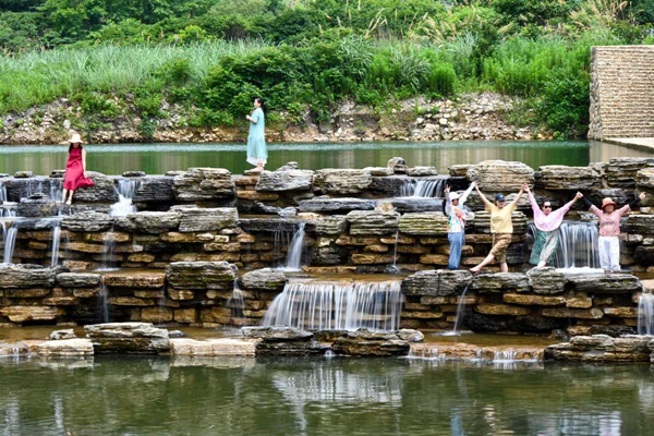 Abandoned hydropower station as hit attraction in Ningbo