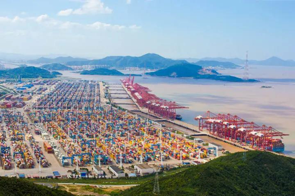 Ningbo Zhoushan Port's container throughput hits a new-record high