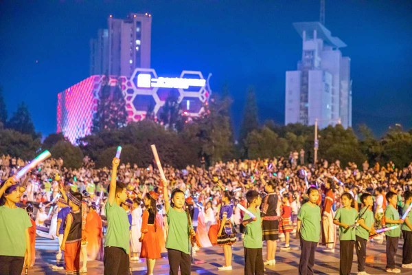 Xiangshan concert celebrates Asian Games