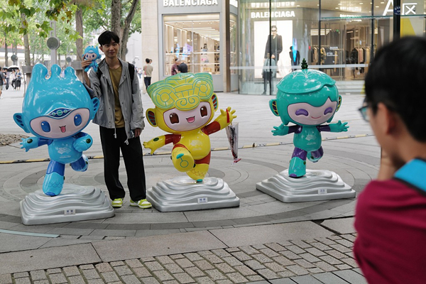 Asian Games and 8-day holiday surging China's consumer and tourism markets