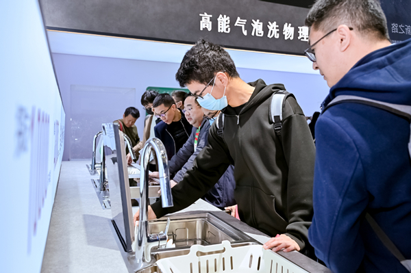 China-made dishwashers save time, effort