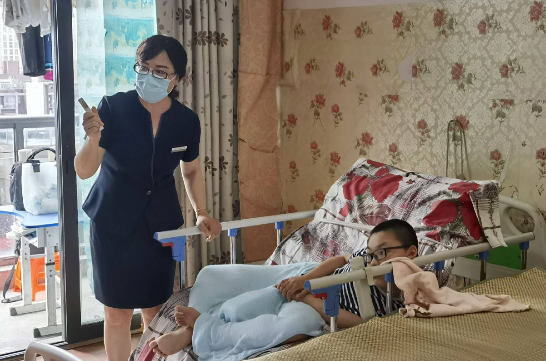 Young boy gets wish fulfilled in Ningbo