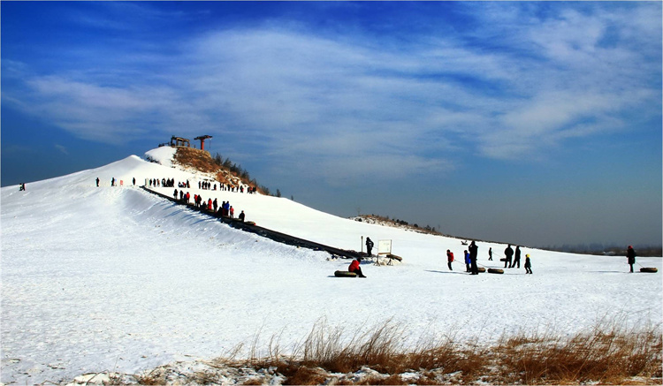 阅海滑雪场.jpg