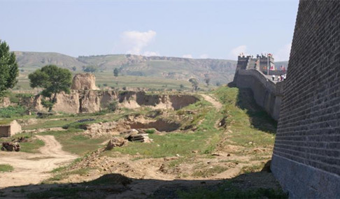 Great_Wall_in_Inner_Mongolia_副本.jpg