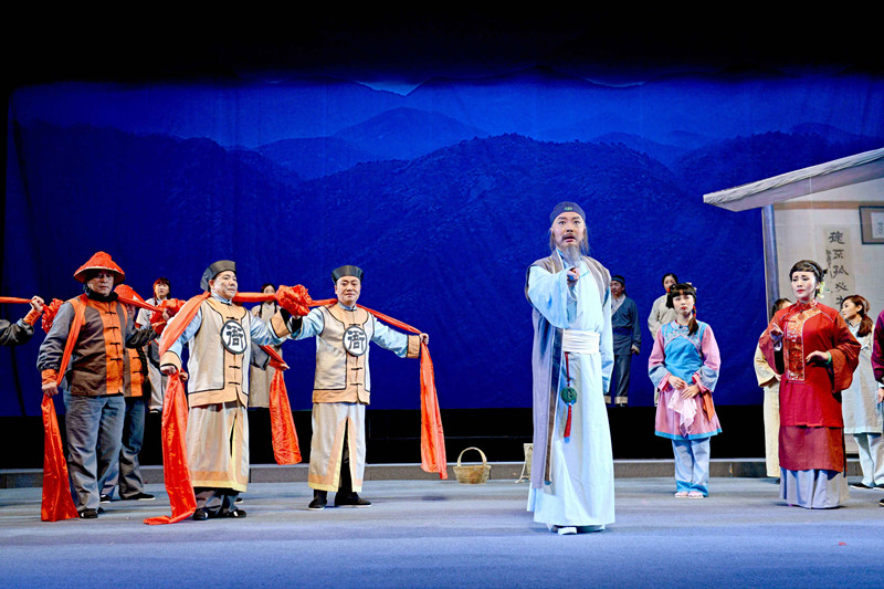 Intangible heritage of Bazhong: Sichuan opera.jpg