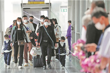 Bazhong sees over 81,000 train and air trips during Spring Festival