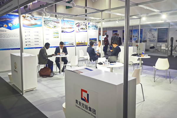 Qingdao FTZ enterprises attend UAE China Tyre & Auto Parts Expo