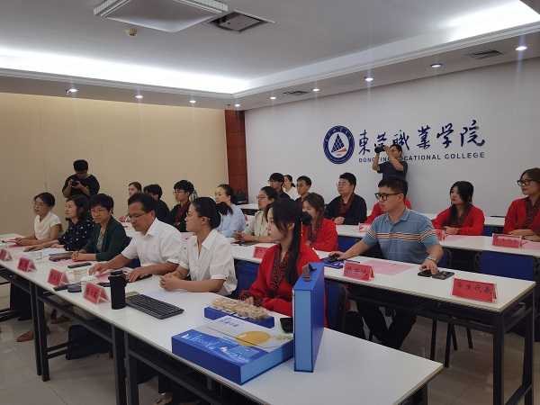 Dongying school engages in virtual Mid-Autumn Festival exchange with Almetyevsk