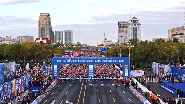 Yellow River marathon draws hordes to Dongying city