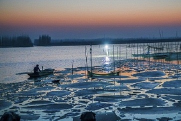 Stunning views of the Grand Canal at sunset in Jining