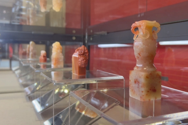 Video: Experience Chinese seal culture at Jining exhibition