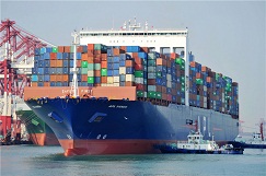 Shandong port operator breaks world record