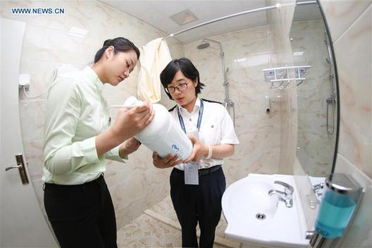 China's first capsule hotel opened in Qingdao