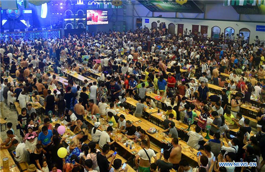 Qingdao Intl Beer Festival opens in grand style