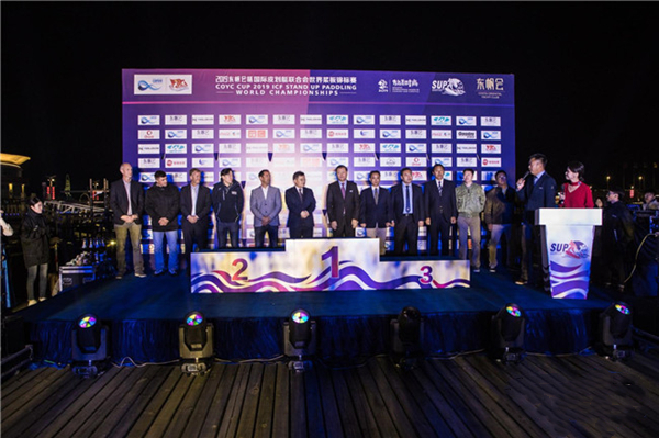 First stand-up paddling world championship concludes