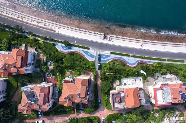 Renewed coastal walkway offers space for leisure