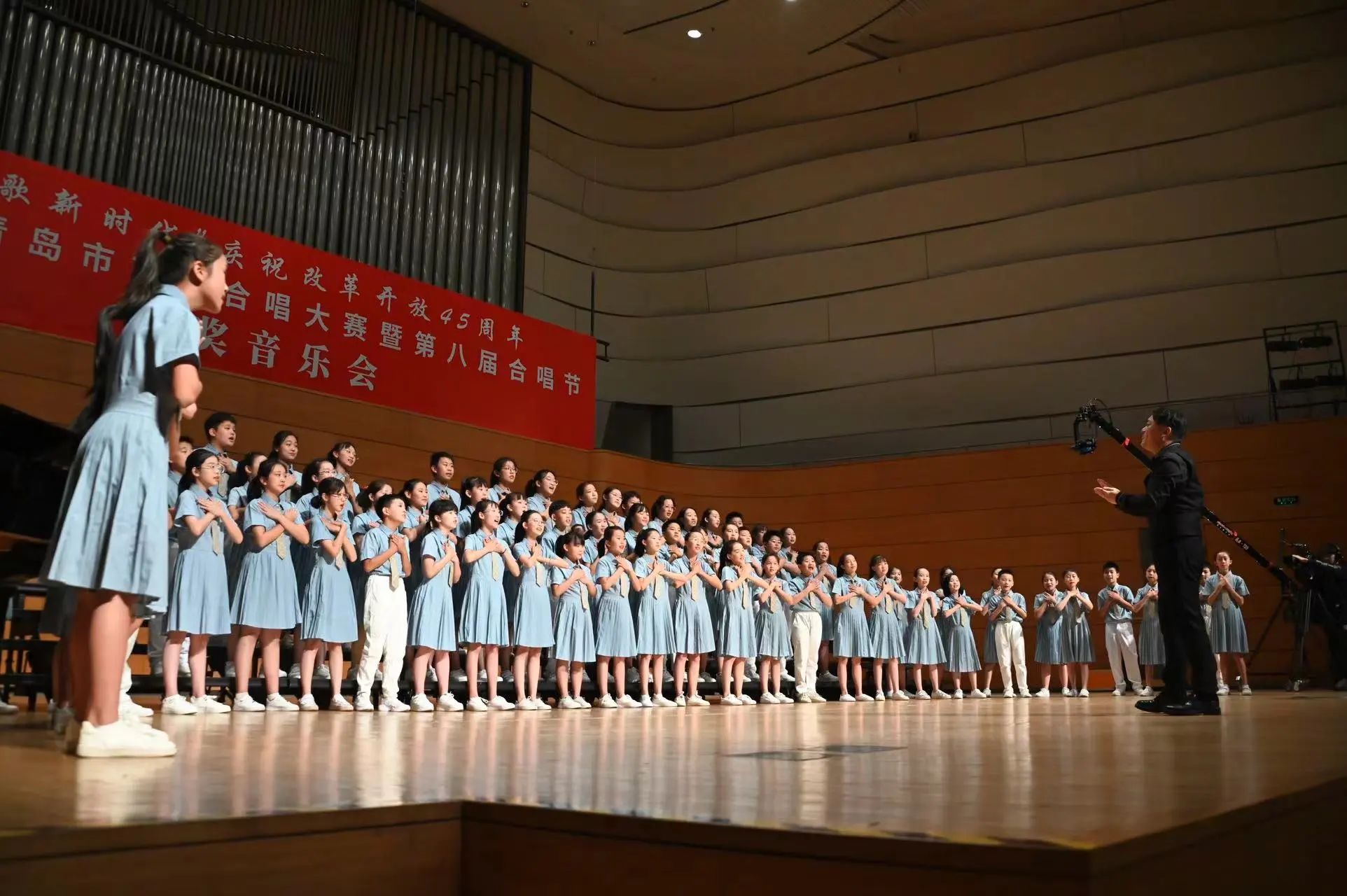Shinan chorus wins championship in Qingdao