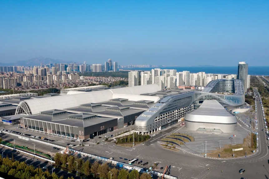 Qingdao West Coast New Area clinches top honors in exhibition industry