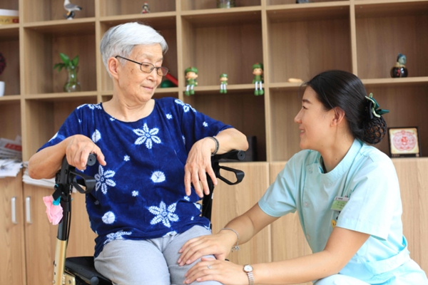 Qingdao West Coast New Area sets example for elderly care