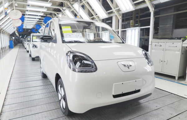 SAIC-GM-Wuling Qingdao branch becomes pioneer in new energy vehicles