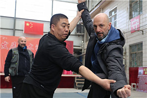 International martial arts lovers learn Kung Fu in Jining