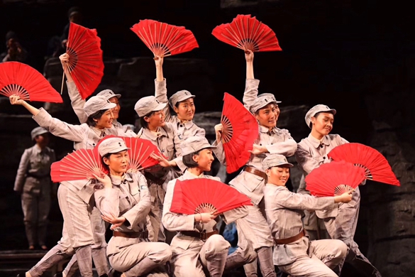 Opera Yimeng Mountain performed in Beijing