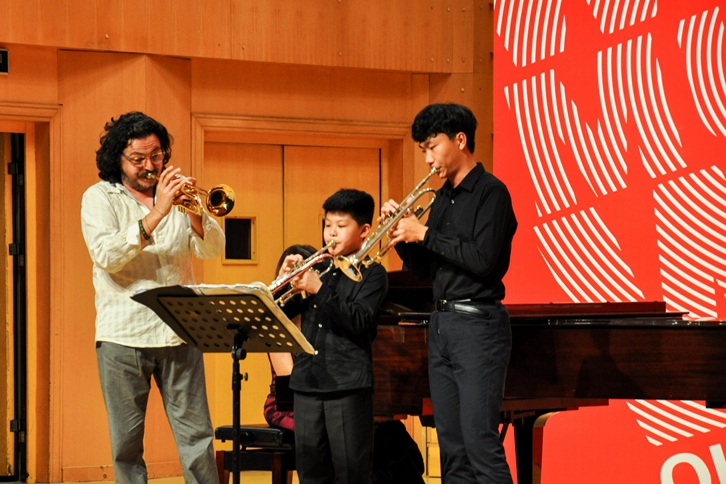 Wind music week opens in Qingdao