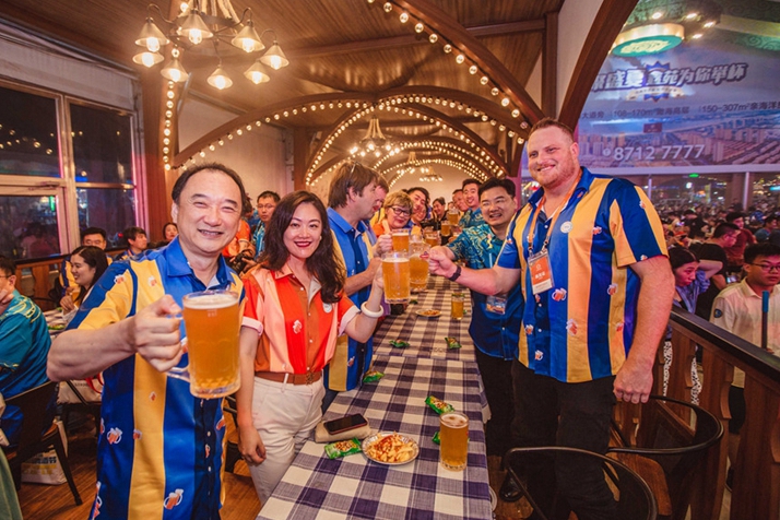 Bottoms up! Qingdao Intl Beer Festival welcomes world revelers
