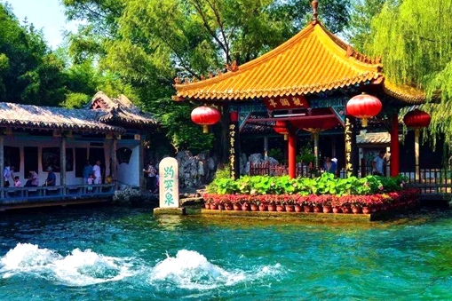 Jinan lifts up cultural and tourism industries
