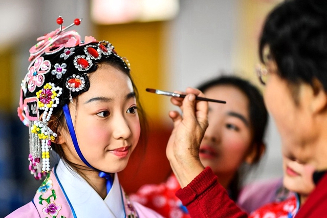 Zaozhuang brings traditional opera to classes