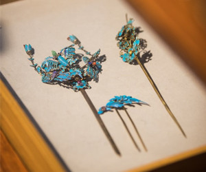 Jinan craftsman reproduces traditional phoenix crown
