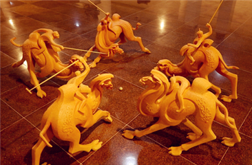 Belt and Road sculptures wow in Qingdao
