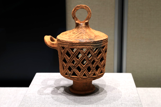 Exhibition highlighting diversity of Asian cultures opens at Confucius Museum