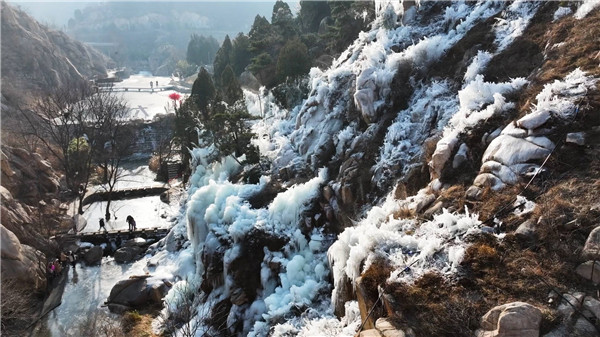 Ice, snow festival kicks off at Jiunvfeng