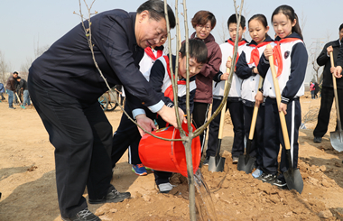 Xi hopes tree planting will flourish