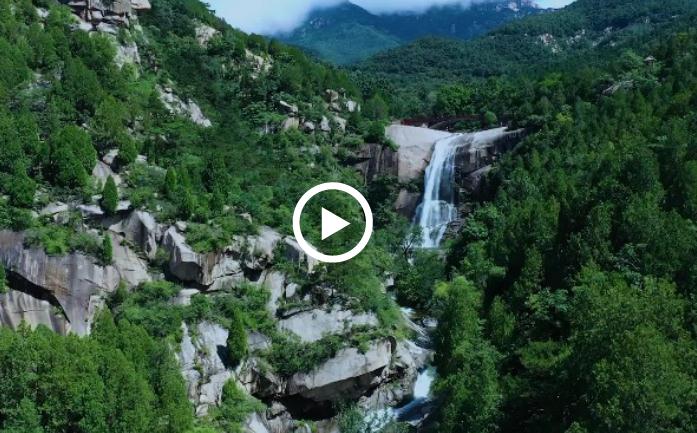 Video: Splendid waterfall scenery on Mount Tai