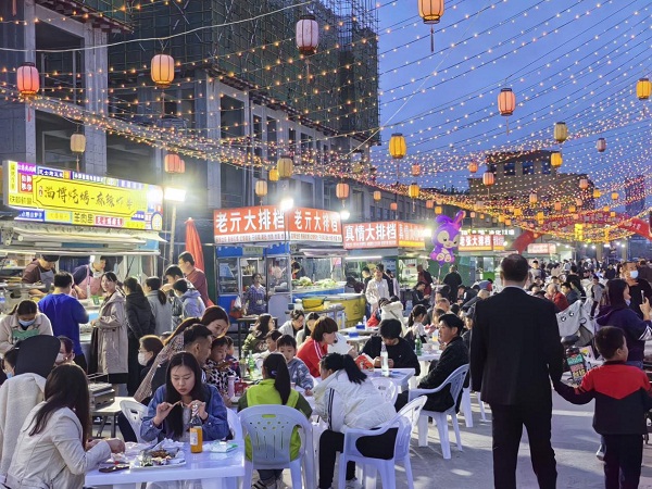 Feicheng holds night fair cultural festival