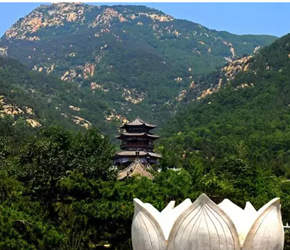 Lotus Flower Mountain temple fair held in Tai'an