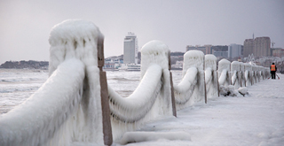 Yantai in snow: A winter fairyland