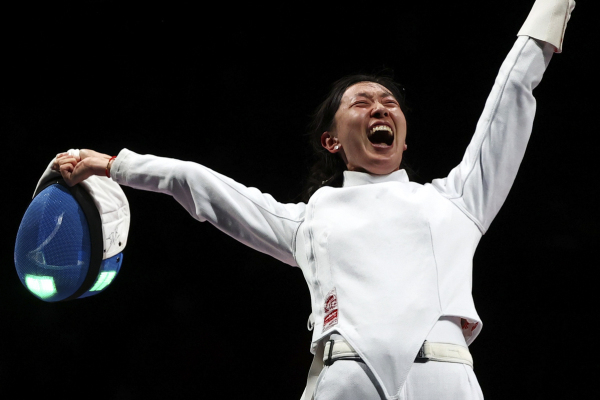 Yantai woman wins epee individual gold at Tokyo Olympics