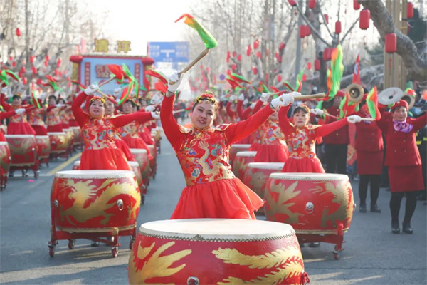 Yantai celebrates Lantern Festival with spectacular events