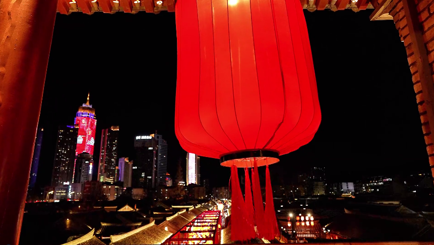 Spring Festival lanterns bring holiday glow to Yantai