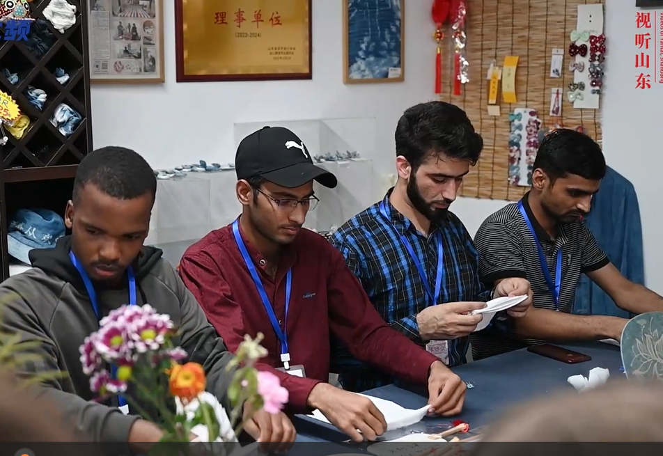 Expats mesmerized by Yantai's cultural legacy
