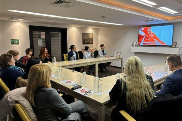 Cultural ties strengthened through Yantai paper-cutting experience in Zrenjanin