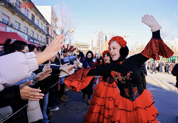 1767930502453029775.jpg 冬季嘉年华1_副本.jpg