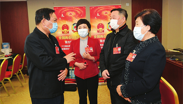 Shanxi delegation discusses suggestions to NPC