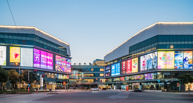 Shanghai ranks top for coming alive when sun goes down