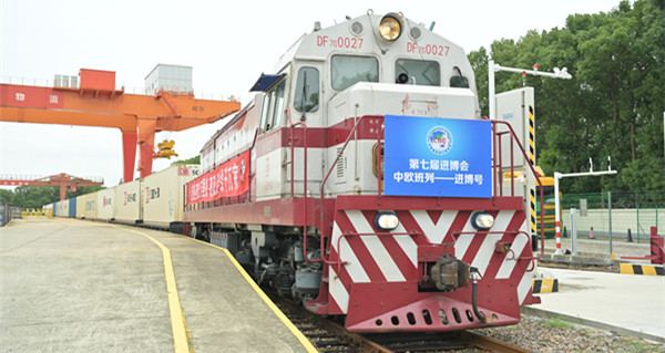 1st 'Jinbo' China-Europe freight train arrives in Shanghai